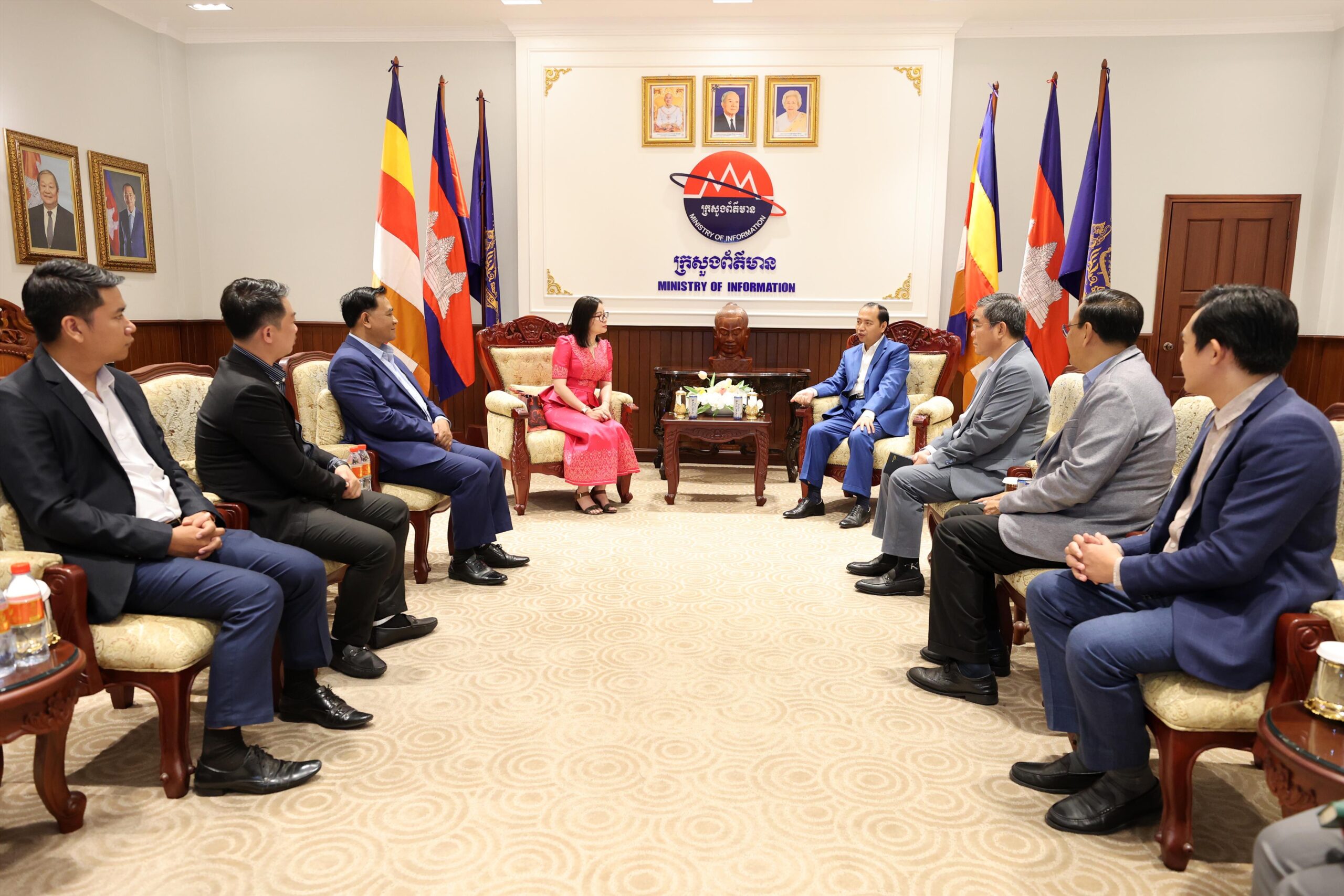 លោក នេត្រ ភក្ត្រា៖ ការពង្រឹងសមត្ថភាព និងក្រមសីលធម៌វិជ្ជាជីវៈអ្នកសារព័ត៌មាន ជារឿងដ៏ចាំបាច់ដើម្បីធានាការផលិត និងផ្សព្វផ្សាយព័ត៌មានពិត មានគុណភាព និងមានសុវត្ថិភាពជូនពលរដ្ឋ