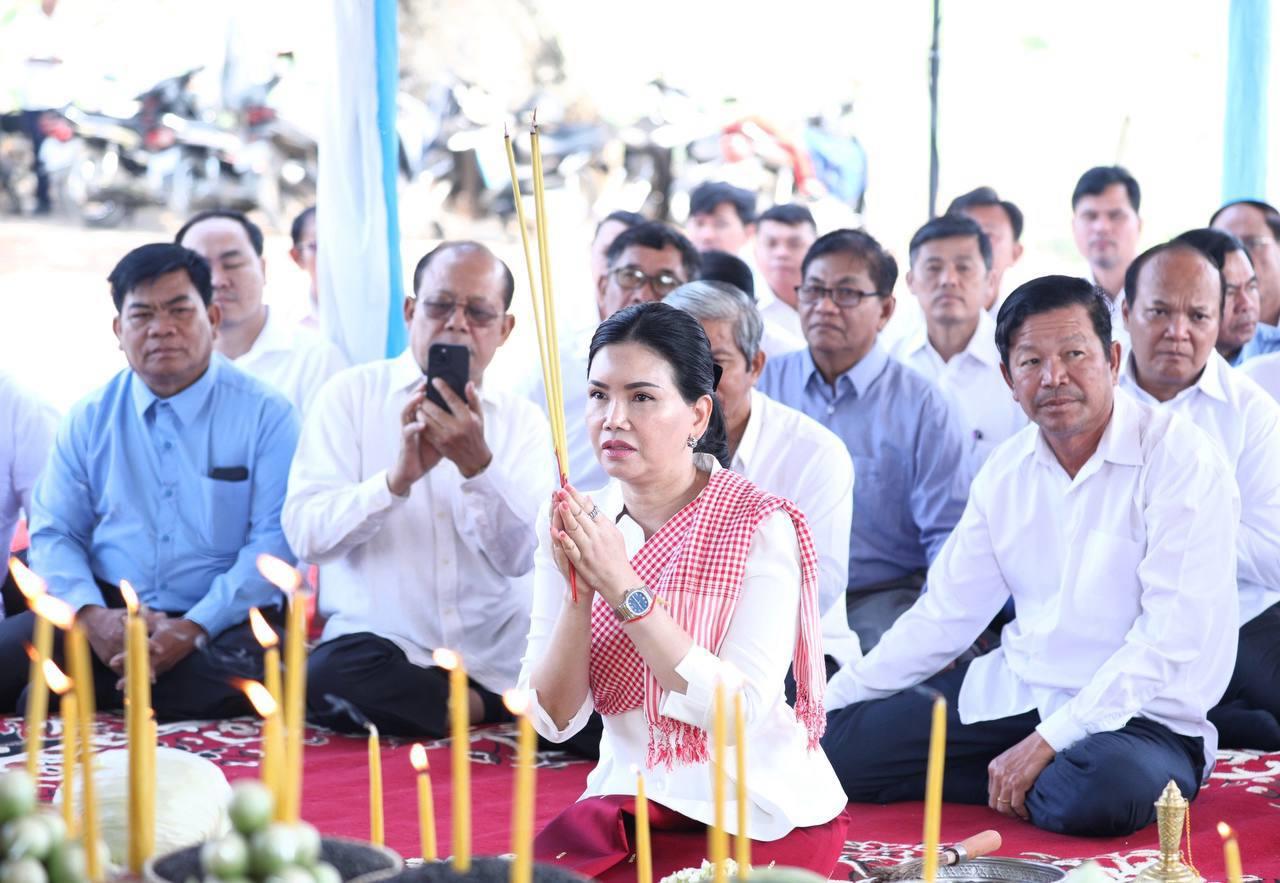 រដ្ឋបាលខេត្តប៉ៃលិន ប្រារព្ធពិធីក្រុងពិលីបួងសួងសុំសេចក្តីសុខ ត្រៀមរៀបចំព្រឹត្តិការណ៍សង្ក្រាន្តប៉ៃលិន