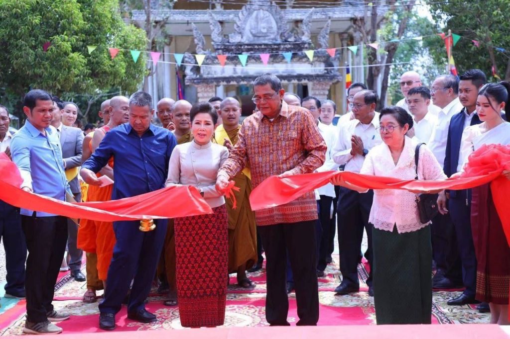 ឯកឧត្តម កែ គឹមយ៉ាន៖ សម្តេចធិបតី ហ៊ុន ម៉ាណែត បានអភិរក្ស អភិវឌ្ឍ គាំទ្រ និងលើកស្ទួយសុខដុមនីកម្មសាសនា ប្រឆាំងដាច់ខាតការរើសអើងជំនឿសាសនា