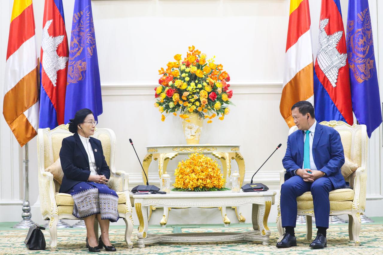 សម្តេចមហាបវរធិបតី ហ៊ុន ម៉ាណែត អនុញ្ញាតឱ្យប្រធានតុលាការកំពូលរបស់ឡាវ ជួបសម្តែងការគួរសម និងពិភាក្សាការងារ