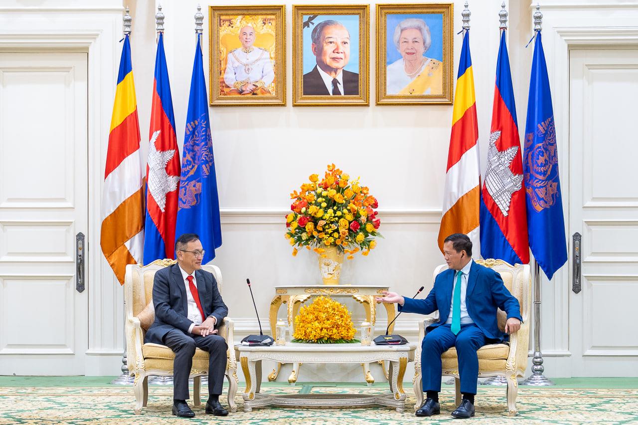 ក្នុងជំនួបជាមួយសម្តេចនាយករដ្ឋមន្ត្រី, ក្រុមហ៊ុនរបស់ចិន បង្ហាញបំណងវិនិយោគចម្រាញ់ប្រេងឆៅនៅកម្ពុជា