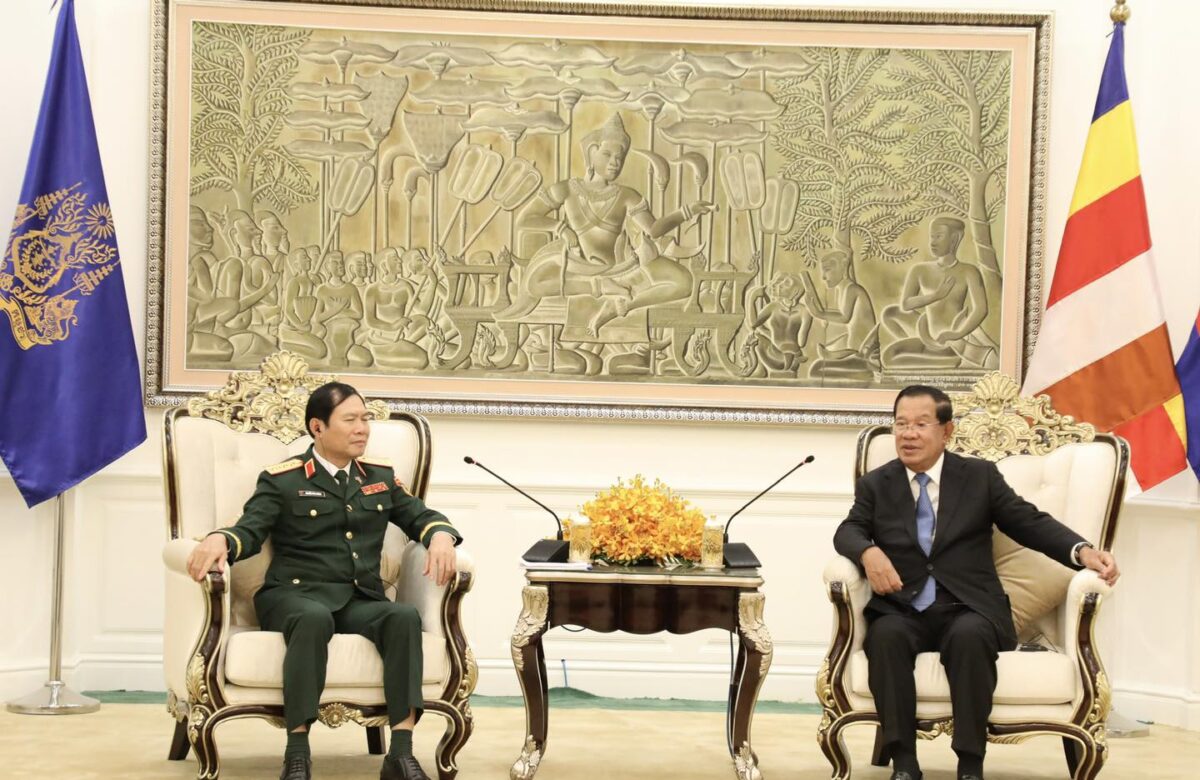 សម្តេចតេជោ ហ៊ុន សែន អនុញ្ញាតឱ្យអនុរដ្ឋមន្ត្រីការពារប្រទេសវៀតណាមចូលជួបសម្តែងការគួរសម