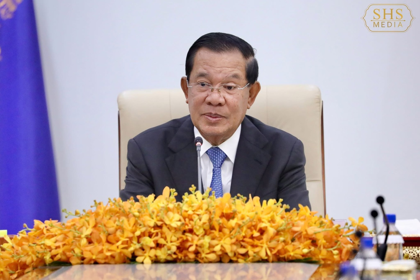 សម្តេចតេជោ៖ សូមបងប្អូនកុំពង្រីកបញ្ហា ឈានដល់ការស្អប់ខ្ពើមជាតិសាសន៍ ដោយរក្សាភាពស្ងប់ស្ងាត់ ដើម្បីរដ្ឋាភិបាលដោះស្រាយព្រំដែនជាមួយថៃដោយសន្តិវិធី