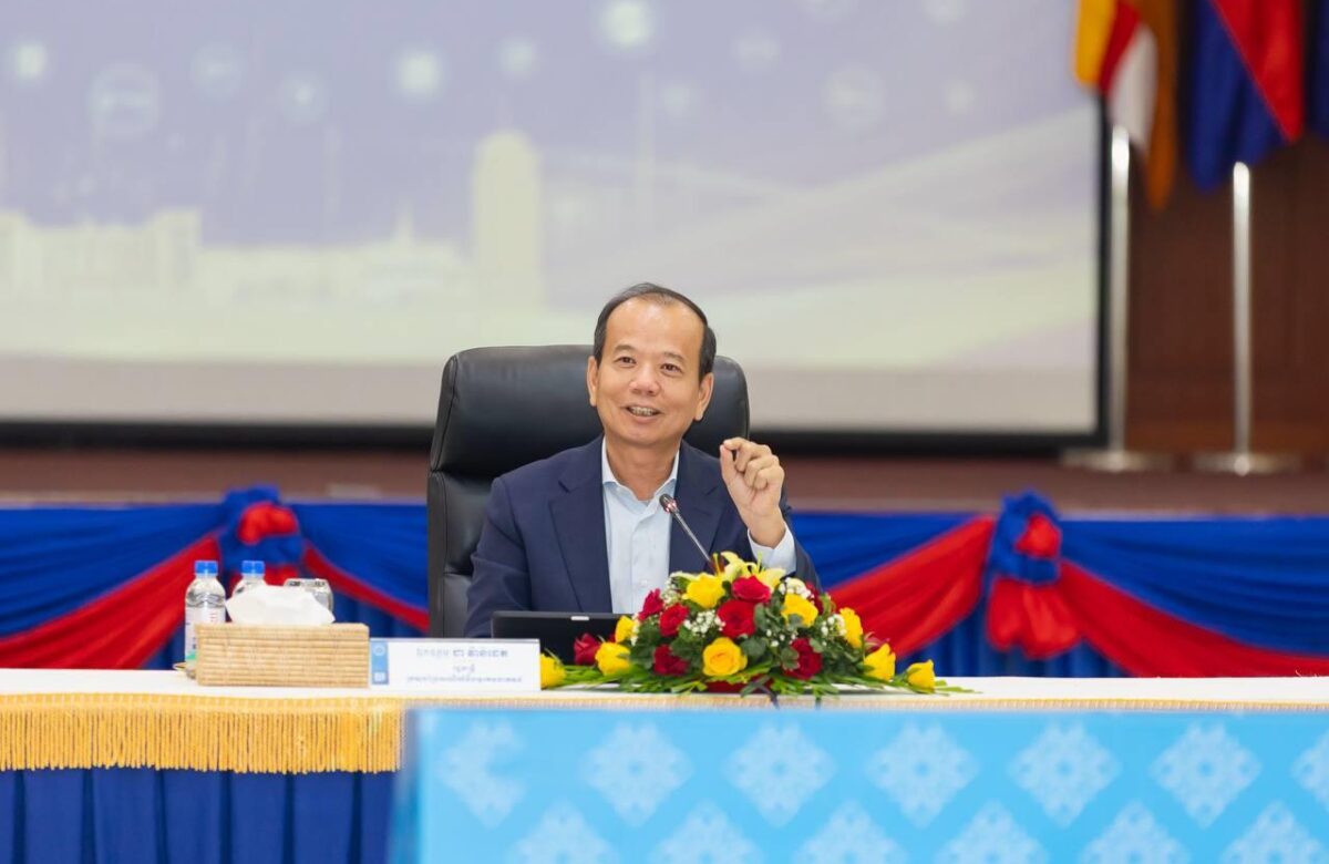 ឯកឧត្តមរដ្ឋមន្ត្រី ជា វ៉ាន់ដេត ដឹកនាំកិច្ចប្រជុំពិនិត្យលើស្ថានភាព និងយន្តការនៃការទប់ស្កាត់ការវាយប្រហារសាយប័រ